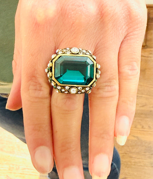 Princess Ring - Green Statement