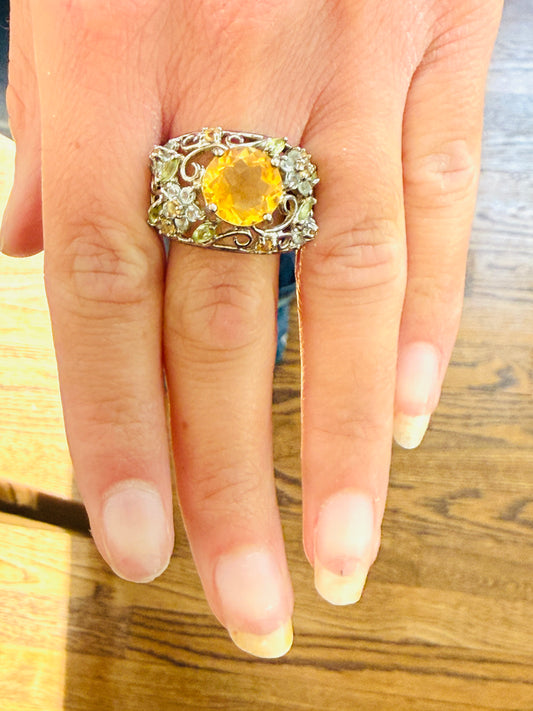 Sweet Yellow Stone Ring